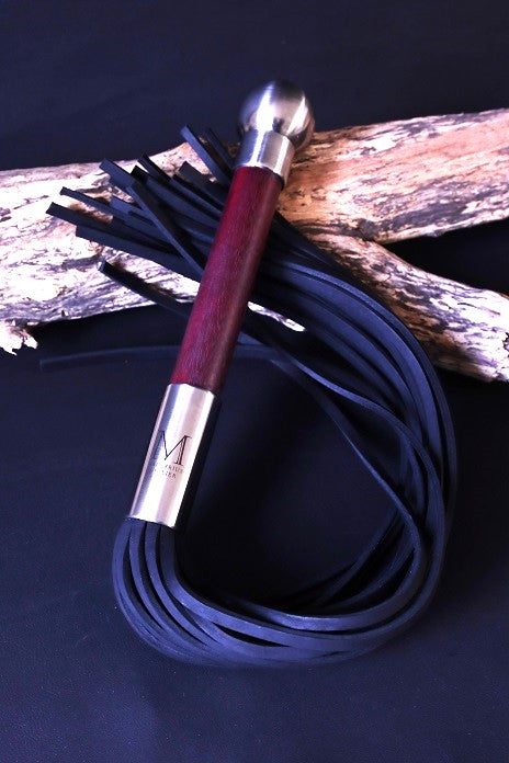 Flogger mit Griff aus Amaranth Holz ( Purple Heart)