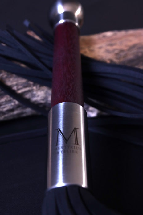 Flogger mit Griff aus Amaranth Holz ( Purple Heart)