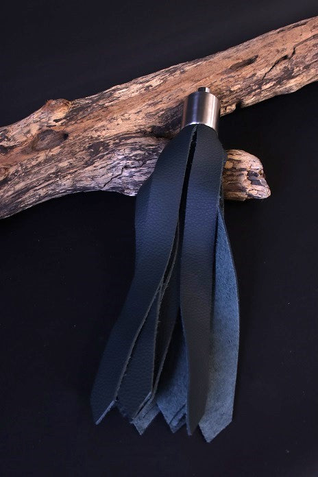 Peitschenaufsatz mit 3 cm breiten Riemen