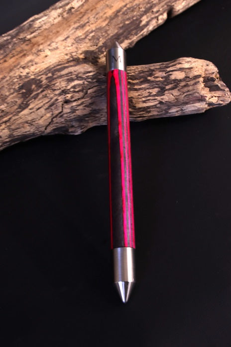 Painstick aus Pink / Grau Designholz