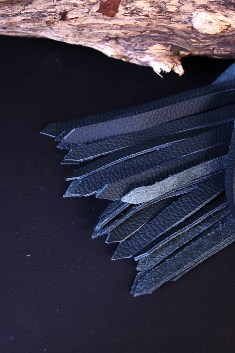 Flogger mit Kettengelenk und Griff mit Holzkugel