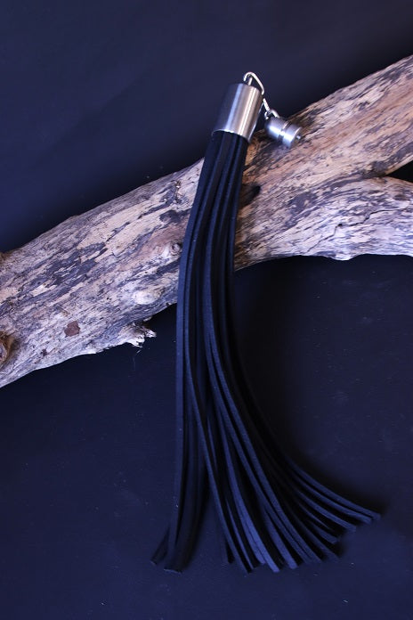 Peitschenaufsatz mit 15 Fettleder Riemen und Kettengelenk