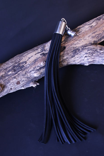 Peitschenaufsatz mit 15 Fettleder Riemen und Kettengelenk