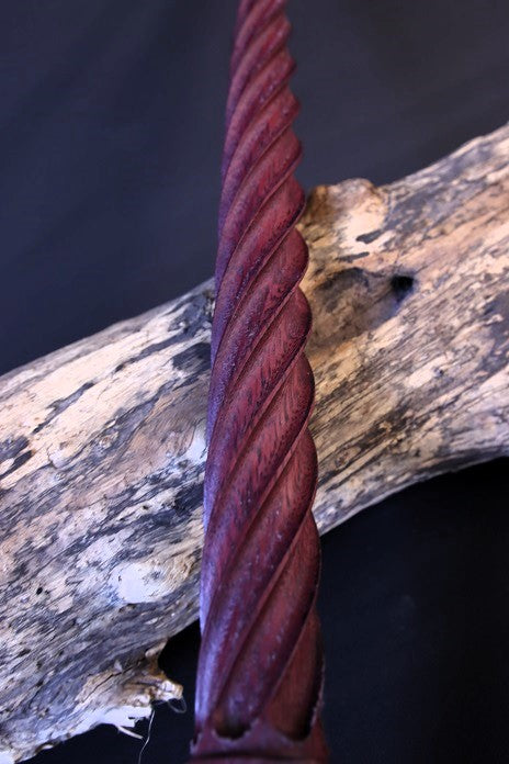 Schlagstock aus Holz mit Kannelur