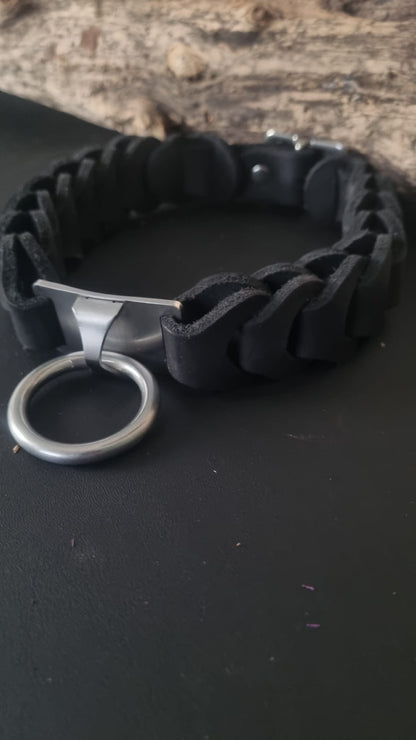 Lederhalsband mit Edelstahlring – 35 mm