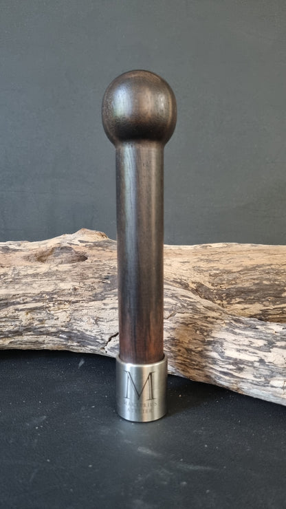 Griff für Wechselsystem mit gedrechselter Kugel aus geräuchertem Eukalyptus Holz